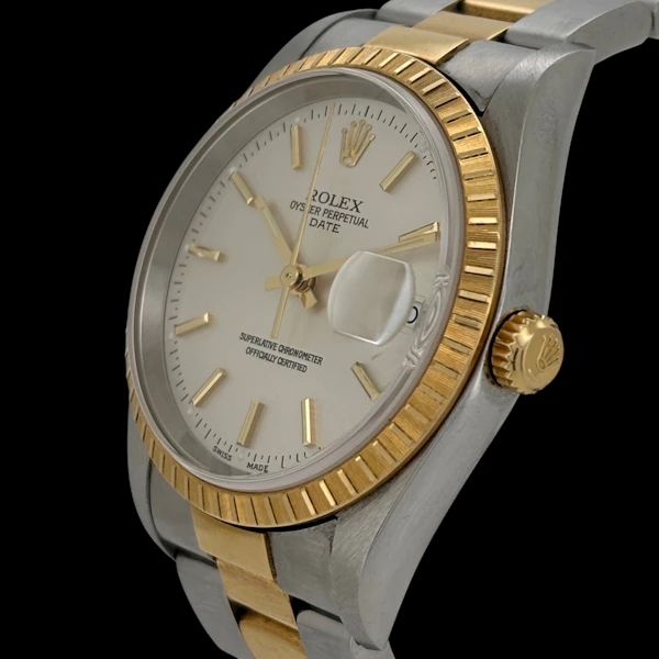ROLEX OYSTER PERPETUA DATE 34mm STEEL/GOLD UNPOLISHED MINT ca 2002 - 15233 - image 2