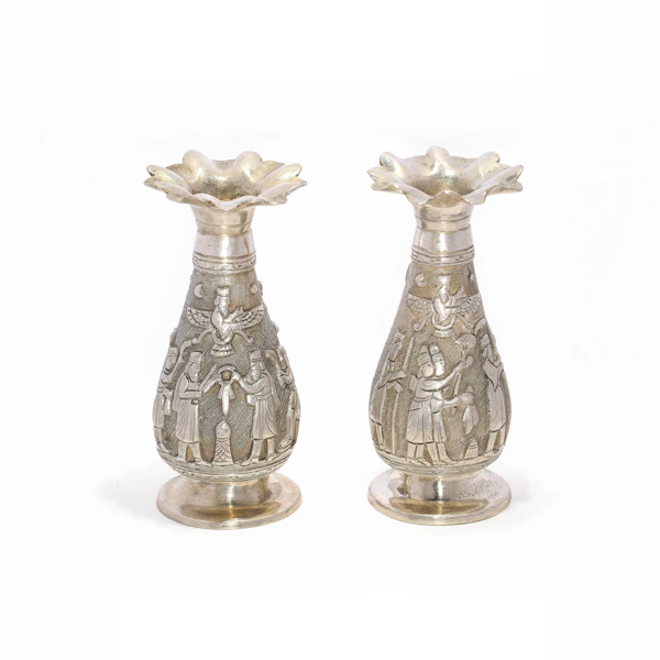 A pair of (Qajar period) silver flower vases, made in Isfahan or Shiraz, late 19th or early 20th century. - image 4