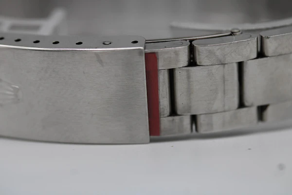 Rolex Oyster Perpetual Date 15010 - image 7