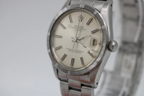 Rolex Oyster Perpetual Date 15010 - image 4