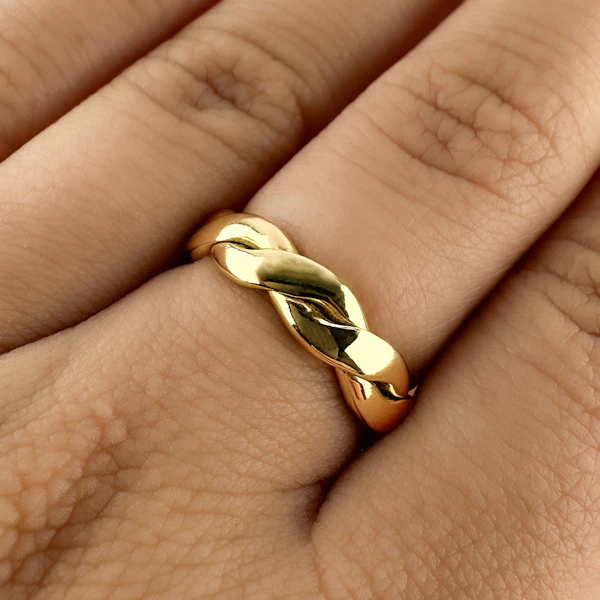 1970 Kutchinsky Twisted Gold Band - Saddingtons Jewellery Stand 375 - image 2