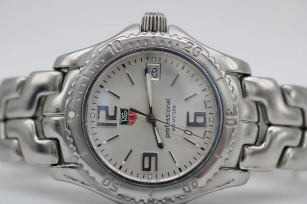 TAG Heuer Link WT1214 – 36mm – Quartz – Circa 2000 - image 11