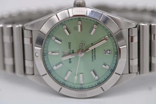 Breitling Chronomat 32 A77310101L1A1 - image 3