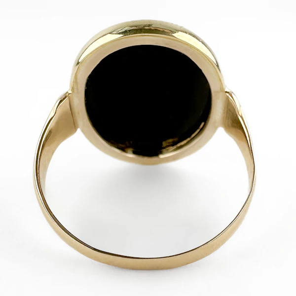 Early Victorian Banded Agate Cameo Ring - Saddingtons Jewellery Stand 375 - image 5