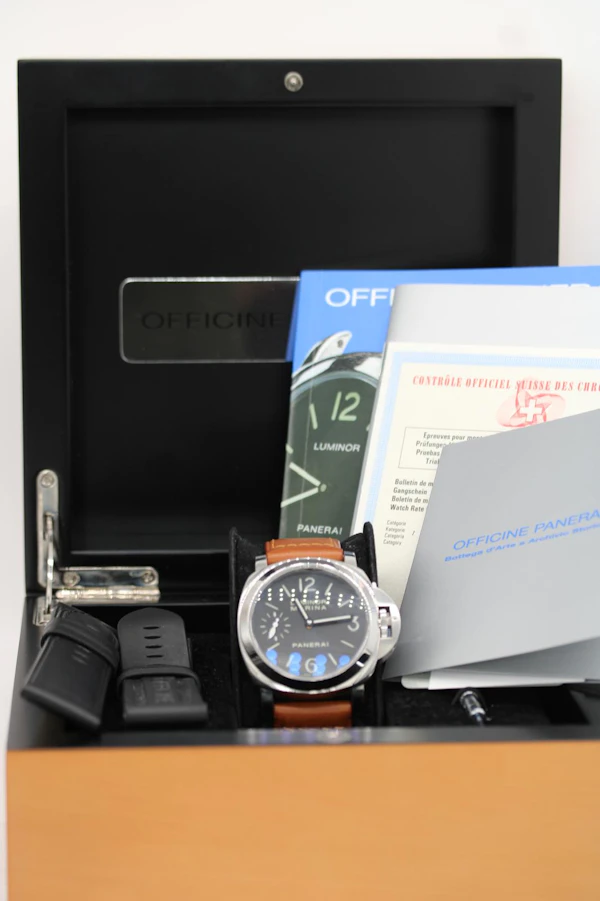 Panerai Luminor Marina PAM00111 - image 2