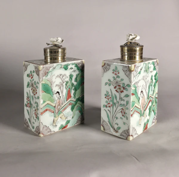 Pair of Chinese famille verte tea caddies, Kangxi (1662-1722) - image 8