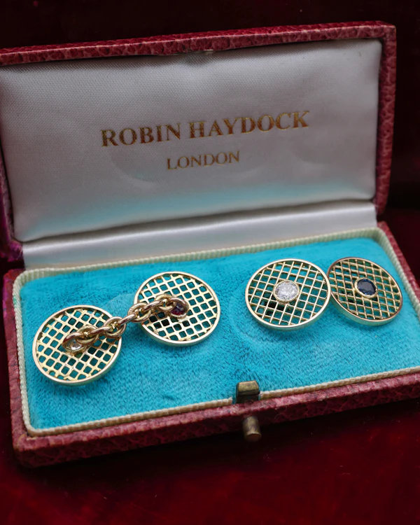 A fine pair of 18 ct. Yellow Gold (tested), Ruby, Sapphire & Diamond Cuff Links. Circa 1960 - image 3