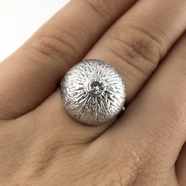 Kutchinsky 1972 Textured Diamond Set Bombe Ring - Saddingtons Jewellery Stand 375 - image 6