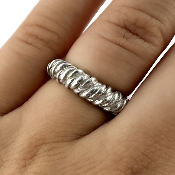Vintage Hermès Torsade Silver Ring by Vachey - Saddingtons Jewellery Stand 375 - image 4