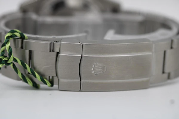 Rolex Oyster Perpetual 114200 Red Grape - image 7