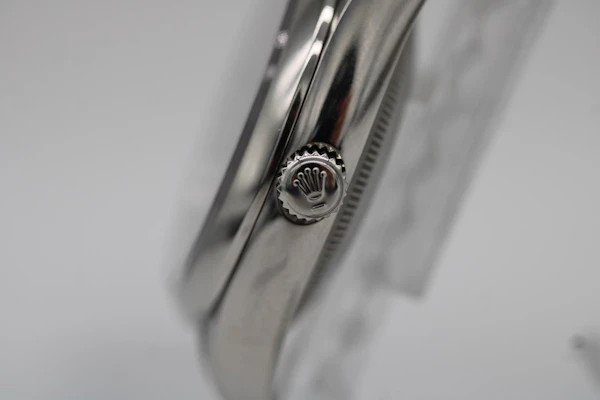 Rolex Oyster Perpetual 114200 Red Grape - image 5