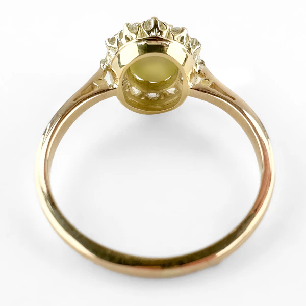 Edwardian Chrysoberyl Cat’s Eye & Diamond Cluster Ring - Saddingtons Jewellery Stand 375 - image 4