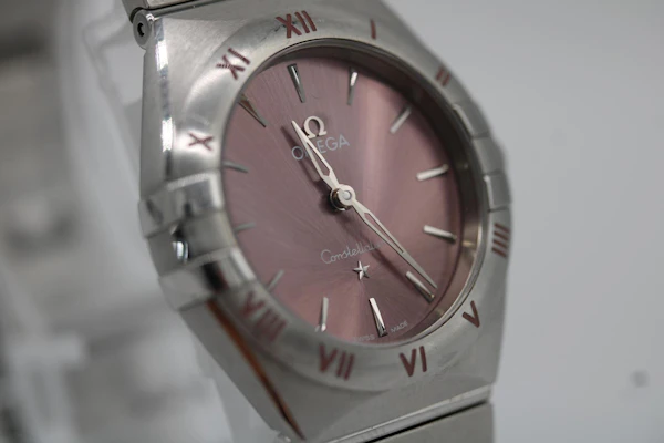 Omega Constellation Quartz 28mm 131.10.28.60.11.001 - image 9