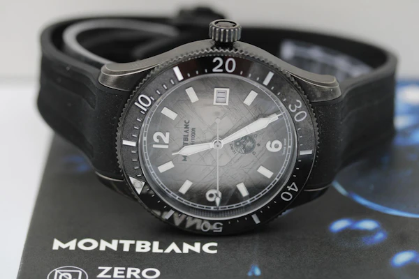 Montlblanc 1858 134017 Iced Sea - image 12