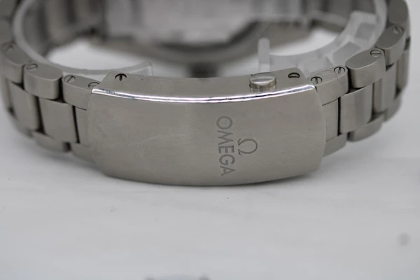 Omega Seamaster Planet Ocean 215.30.44.21.01.001 - image 6