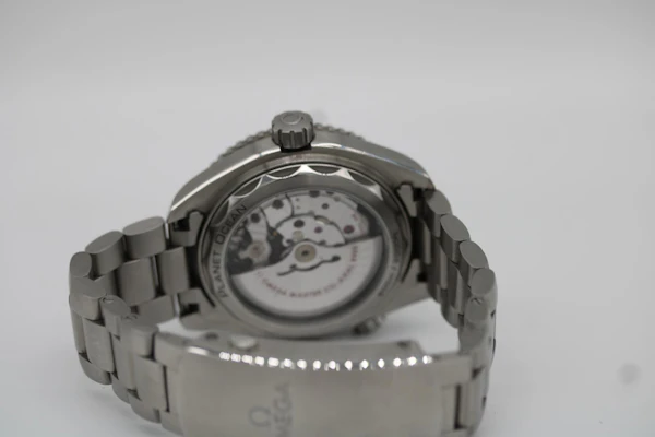 Omega Seamaster Planet Ocean 215.30.44.21.01.001 - image 2