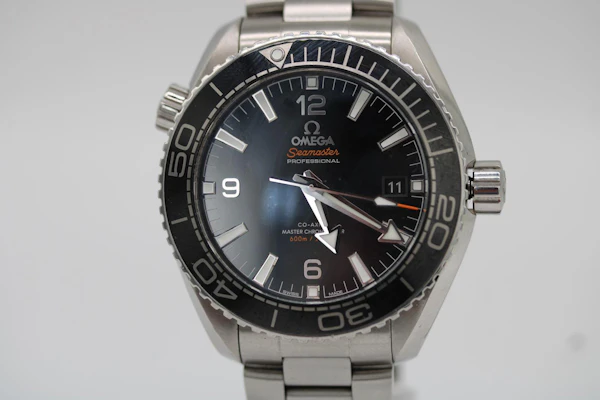 Omega Seamaster Planet Ocean 215.30.44.21.01.001 - image 11