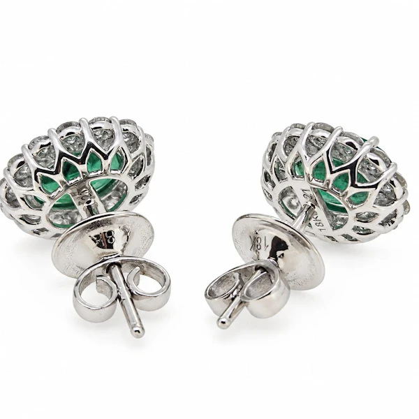 Emerald & Diamond cluster earrings - image 2
