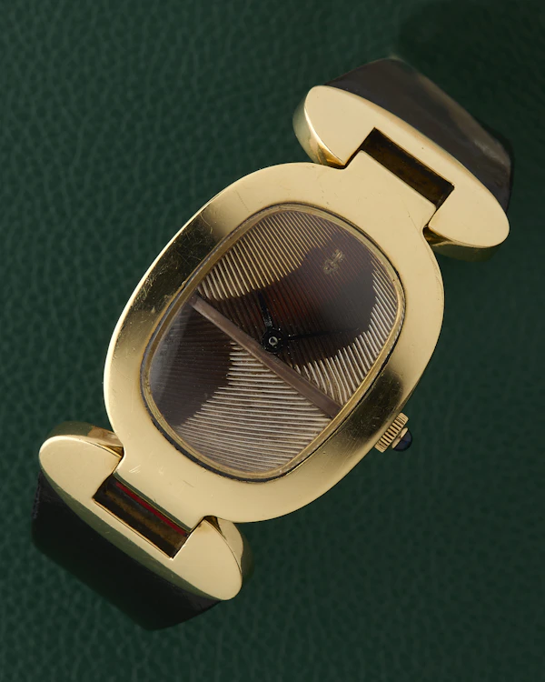 Corum Love Bond Ref. 57310C11 Exotic Feather Dial 18K Yellow Gold - image 3