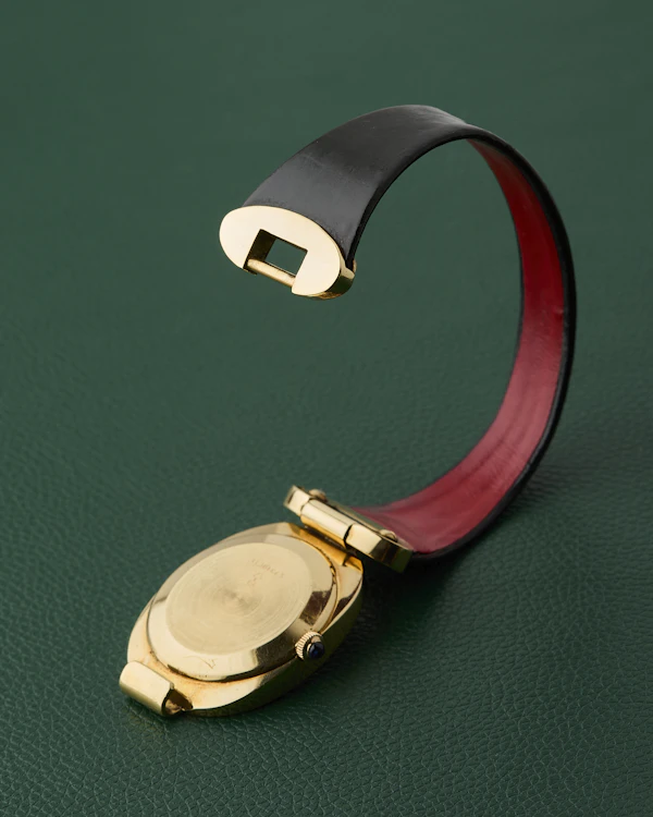 Corum Love Bond Ref. 57310C11 Exotic Feather Dial 18K Yellow Gold - image 13