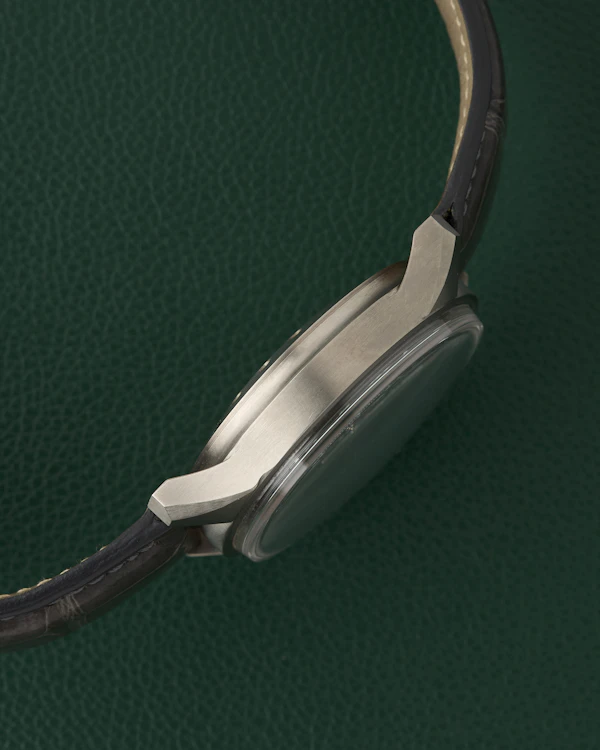 Jaeger-LeCoultre AMVOX1 Ref. 190.T.97 Alarm Aston Martin LTD Ed 2007 - image 5