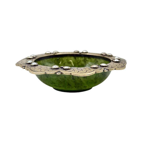 Bolin antique Russian jade silver gilt pearl and diamond bonbon dish, St Petersburg, c.1910 by Nikolai Chernokov. - image 2