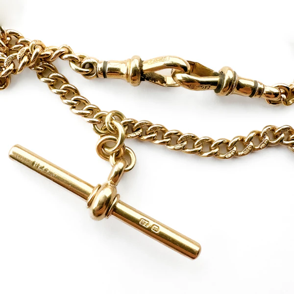16.5″ Narrow Curb Link Albert Chain - Saddingtons Jewellery Stand 375 - image 3