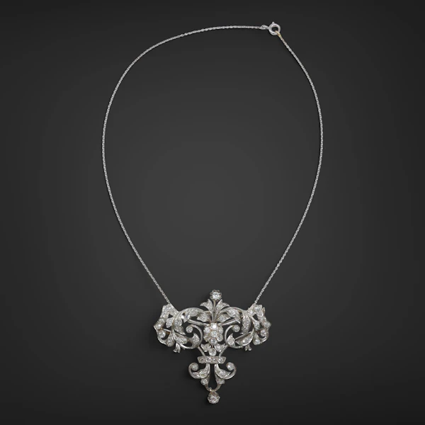 Lovely Art Deco Diamond Platinum Pendant/Brooch at Deco&Vintage Ltd - image 4