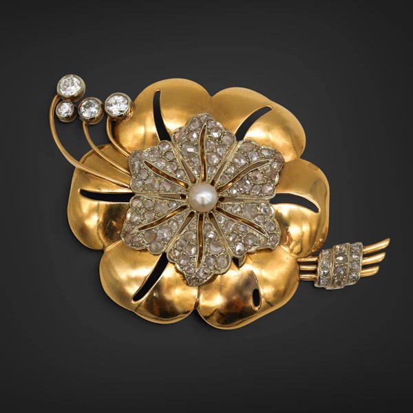 Lovely Vintage Diamond Brooch at Deco&Vintage Ltd - image 3