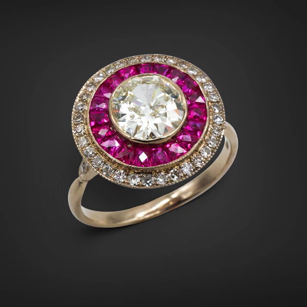 Lovely Diamond And Ruby 18ct White Gold Ring at Deco&Vintage Ltd - image 3