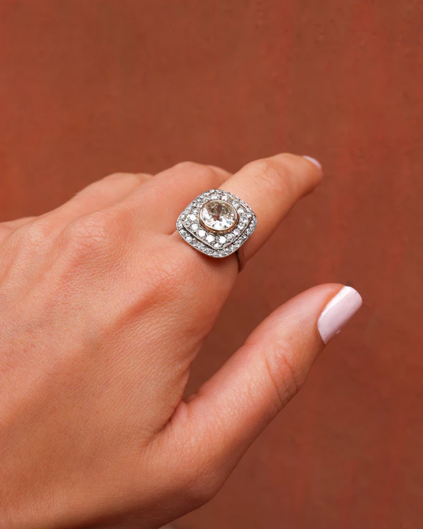 Lovely Art Deco French Diamond platinum Ring at Deco&Vintage Ltd - image 2
