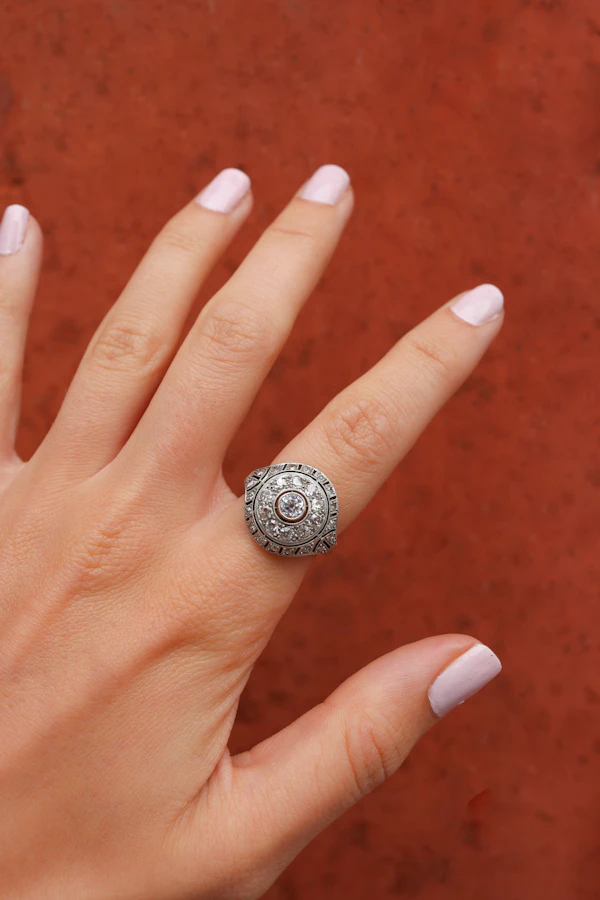 Lovely Antique Diamond Ring at Deco&Vintage Ltd - image 2