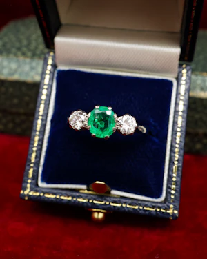 A very fine Colombian Emerald & Diamond Three Stone Ring set in 18ct White Gold, Circa 1955
