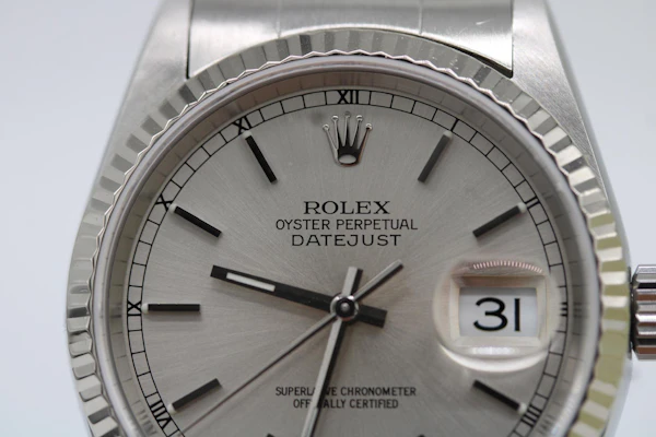 Rolex Datejust 16234 – Silver Dial – Full Set – 2002 - image 10