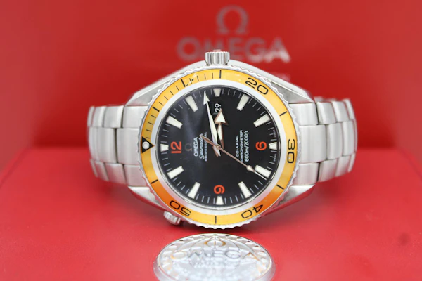 Omega Seamaster Planet Ocean 2208.50.00 2011 - image 15