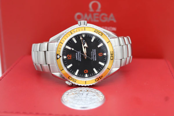 Omega Seamaster Planet Ocean 2208.50.00 2011 - image 3