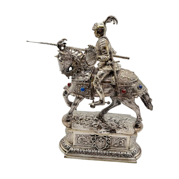 Early 20th Century continental silver knight on a horse. - image 4