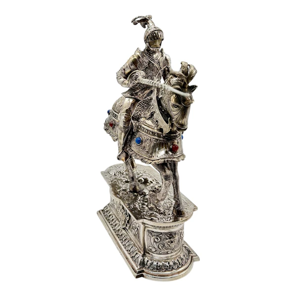 Early 20th Century continental silver knight on a horse. - image 7