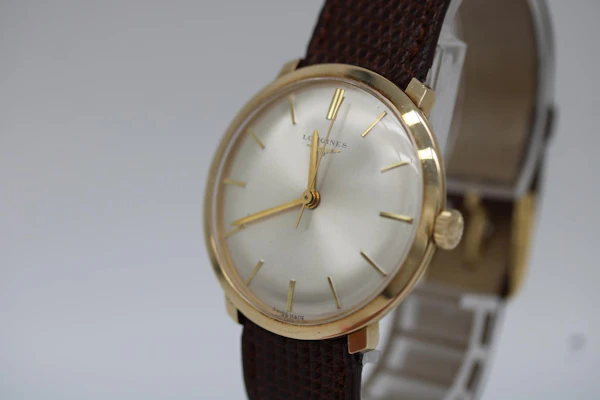 Longines 9ct Vintage Watch Original Box New Strap - image 4
