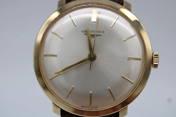 Longines 9ct Vintage Watch Original Box New Strap - image 7