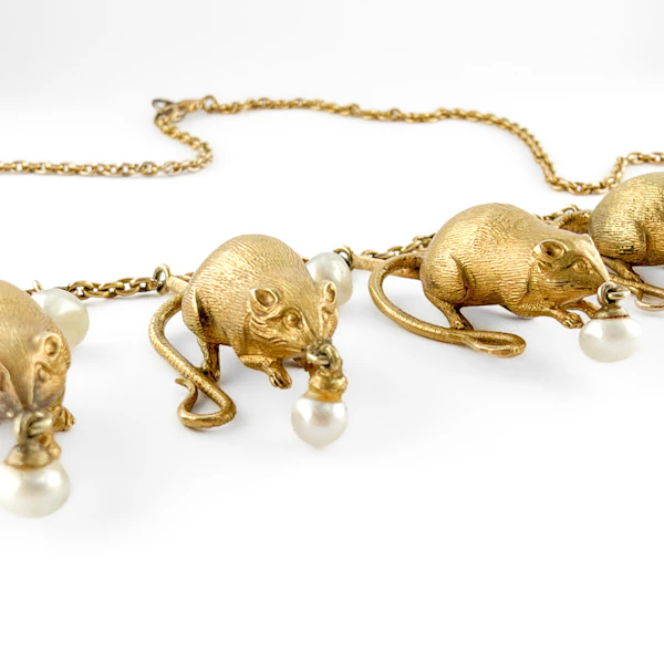 Victorian Nine-Mouse Necklace with Pearls by Thornhill & Co. - Saddingtons Jewellery Stand 375 - image 3