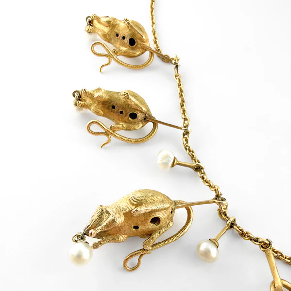 Victorian Nine-Mouse Necklace with Pearls by Thornhill & Co. - Saddingtons Jewellery Stand 375 - image 4