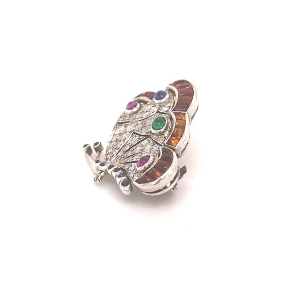 'Spread Your Wings'- Beautiful Gem set Butterfly in Platinum Ca 1935-40 - image 4