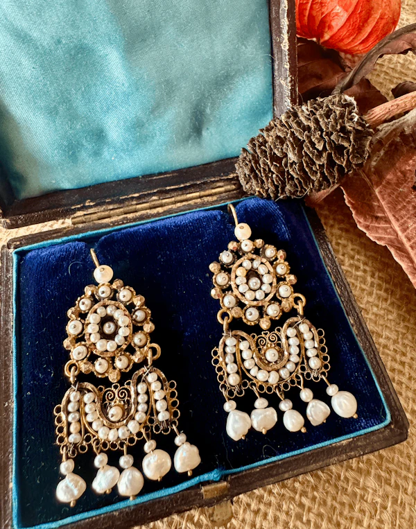 Italian Natural Pearl and High-Carat Gold Pendant Earrings - image 2
