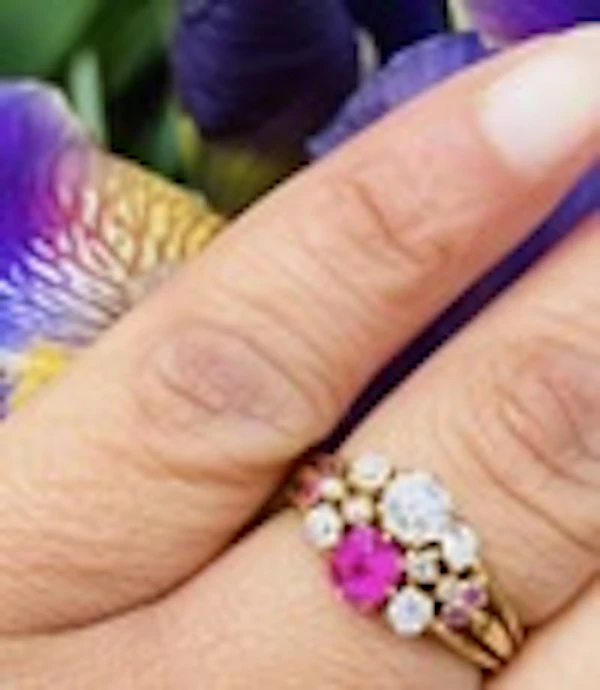 A Bright and Vibrant Burma Ruby and 'Old Cut' Diamond Edwardian Ring - image 9
