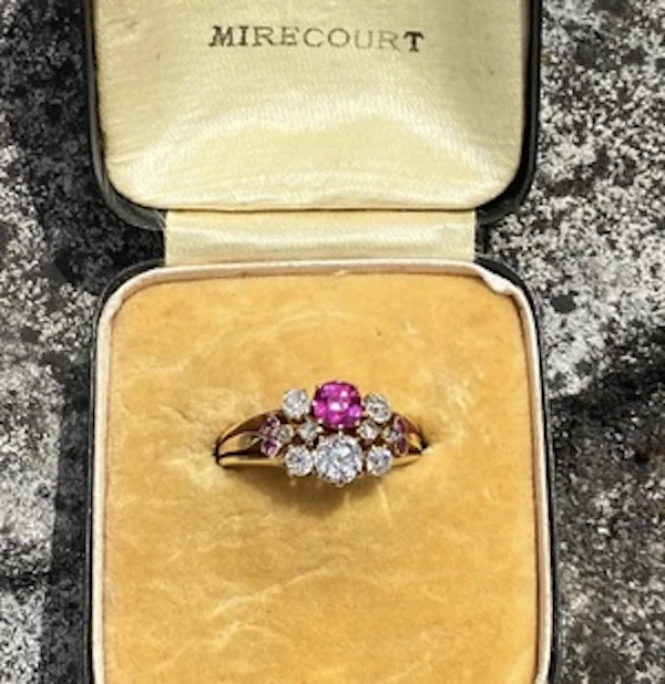 A Bright and Vibrant Burma Ruby and 'Old Cut' Diamond Edwardian Ring - image 8