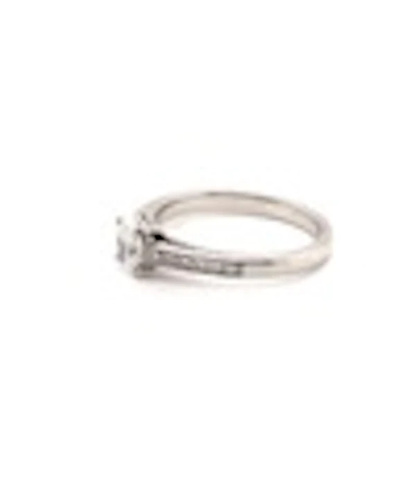 Oval Diamond Solitaire Ring ca. 2000 - image 5