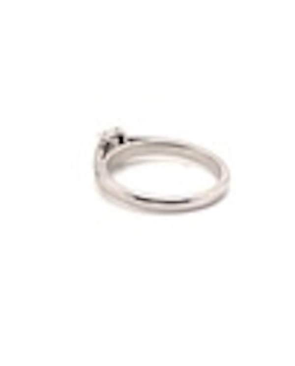 Oval Diamond Solitaire Ring ca. 2000 - image 4