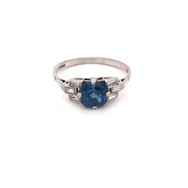 Pretty, Natural Sapphire and Diamond Art Deco Ring Ca 1920-35 - image 1