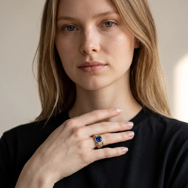 French Art Nouveau Unheated Sapphire & Diamond Ring, circa 1900 - image 5